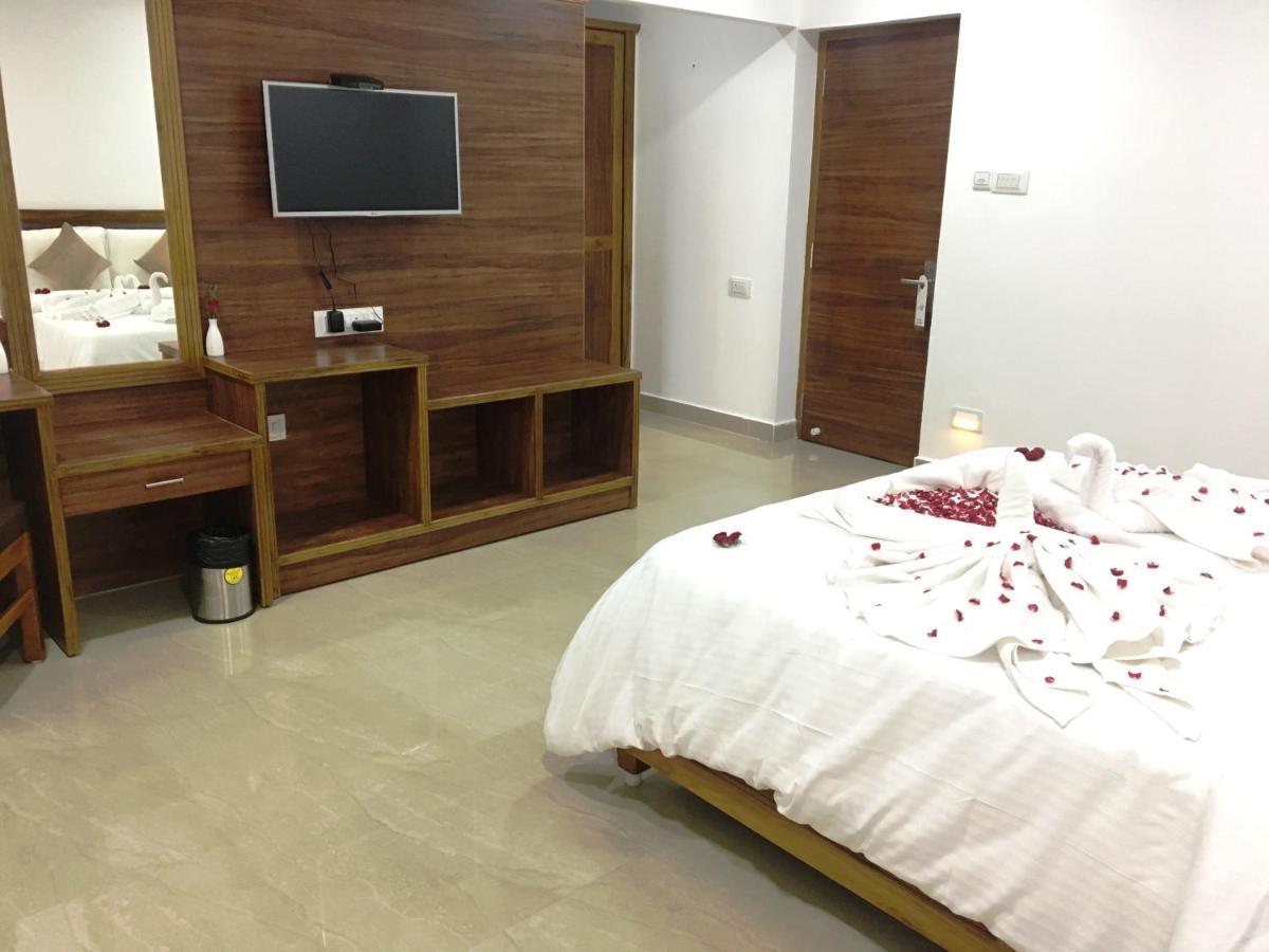 Hotel Agt Park Ченнаи Экстерьер фото
