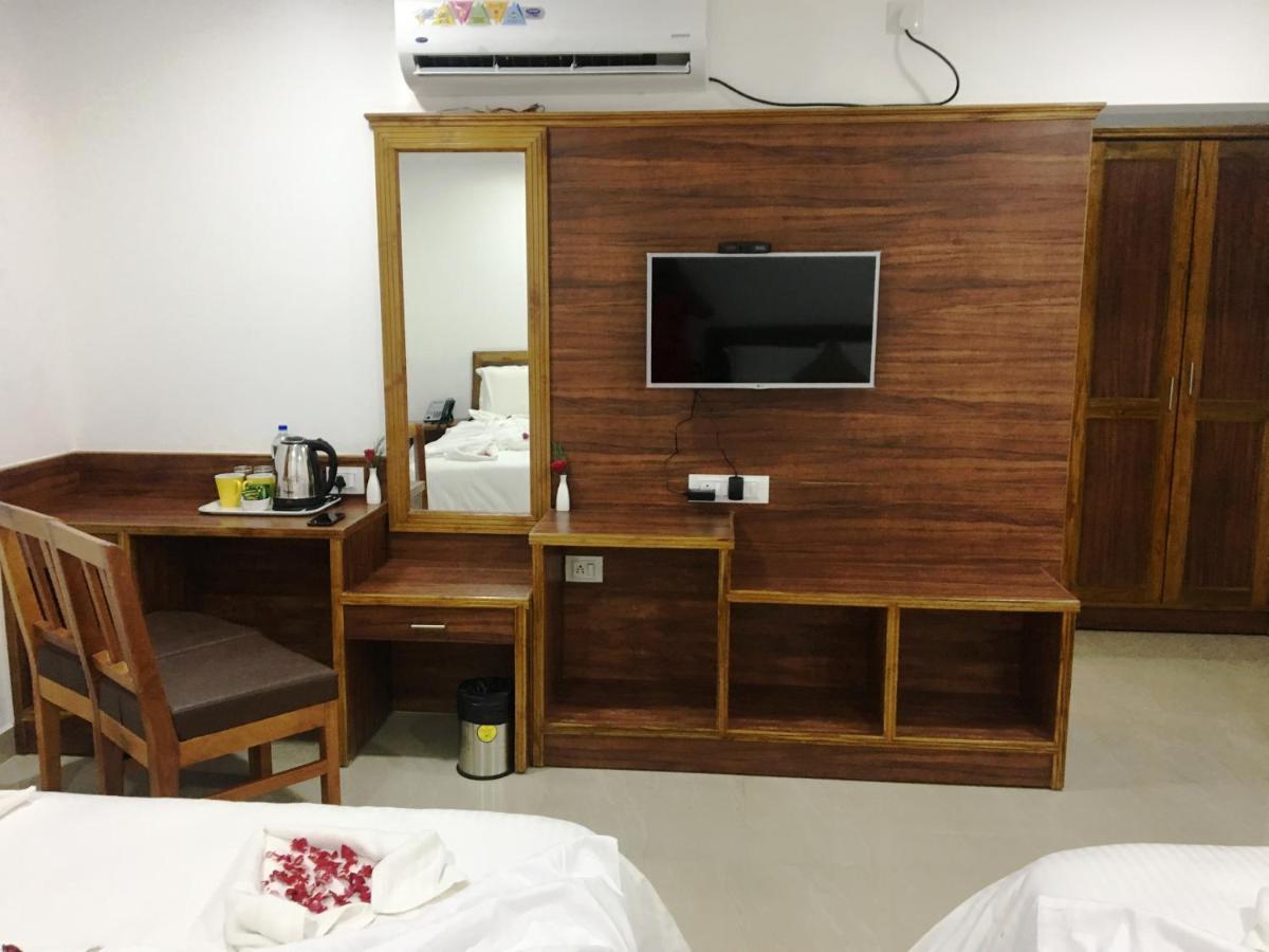 Hotel Agt Park Ченнаи Экстерьер фото