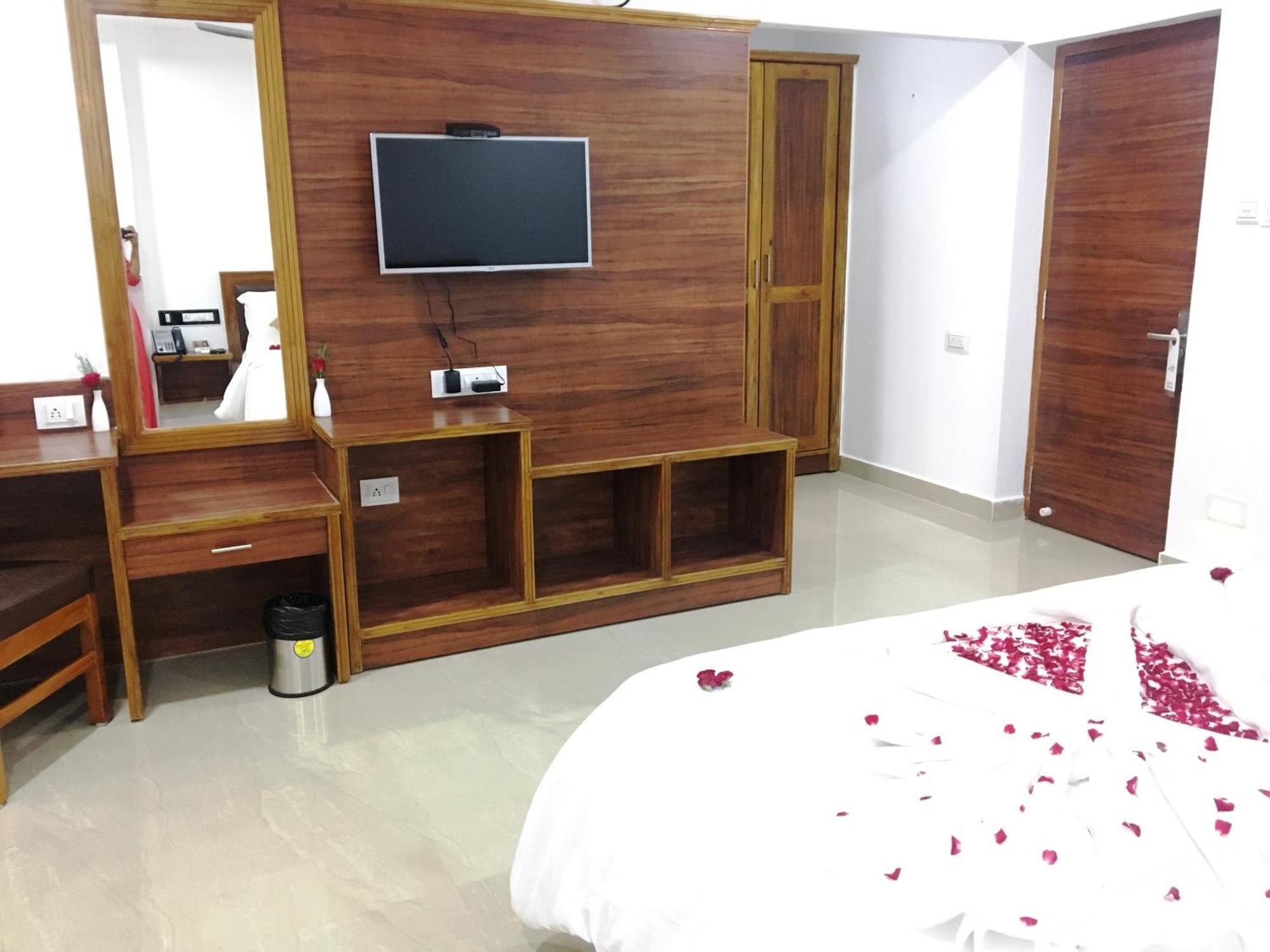 Hotel Agt Park Ченнаи Экстерьер фото